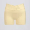 Rynkade minishorts i citrongul melerad Rynkade minishorts i citrongul melerad