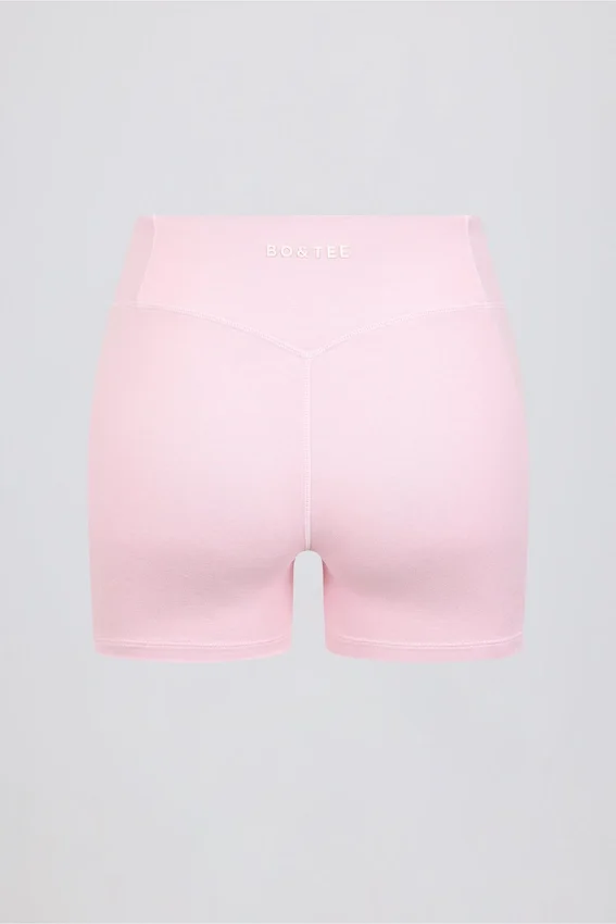 Rynkade minishorts i ljusrosa melerad Rynkade minishorts i ljusrosa melerad