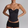 Sabrine Slinky Jersey Low-Rise Hot Pants i svart Sabrine Slinky Jersey Low-Rise Hot Pants i svart