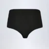 Sabrine Slinky Jersey Low-Rise Hot Pants i svart Sabrine Slinky Jersey Low-Rise Hot Pants i svart