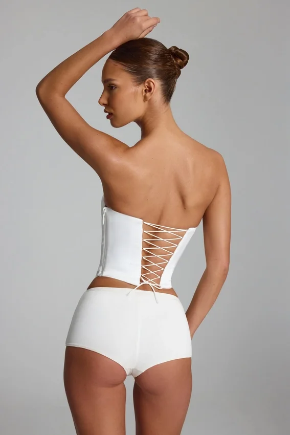 Sabrine Slinky Jersey Low-Rise Hotpants i vitt Sabrine Slinky Jersey Low-Rise Hotpants i vitt
