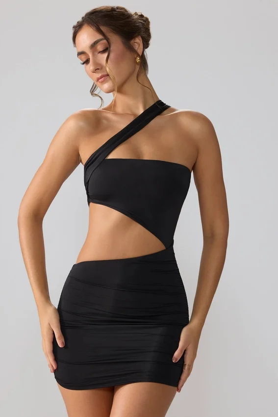 Shyla Slinky Jersey Ruched Cut Out Miniklänning i Svart Shyla Slinky Jersey Ruched Cut Out Miniklänning i Svart