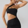 Shyla Slinky Jersey Ruched Cut Out Miniklänning i Svart Shyla Slinky Jersey Ruched Cut Out Miniklänning i Svart