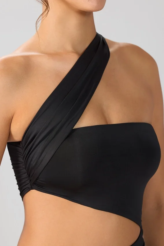 Shyla Slinky Jersey Ruched Cut Out Miniklänning i Svart Shyla Slinky Jersey Ruched Cut Out Miniklänning i Svart