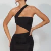 Shyla Slinky Jersey Ruched Cut Out Miniklänning i Svart Shyla Slinky Jersey Ruched Cut Out Miniklänning i Svart