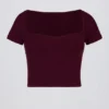 Soft Active crop top med hjärtformad halsringning i vinrött Soft Active crop top med hjärtformad halsringning i vinrött