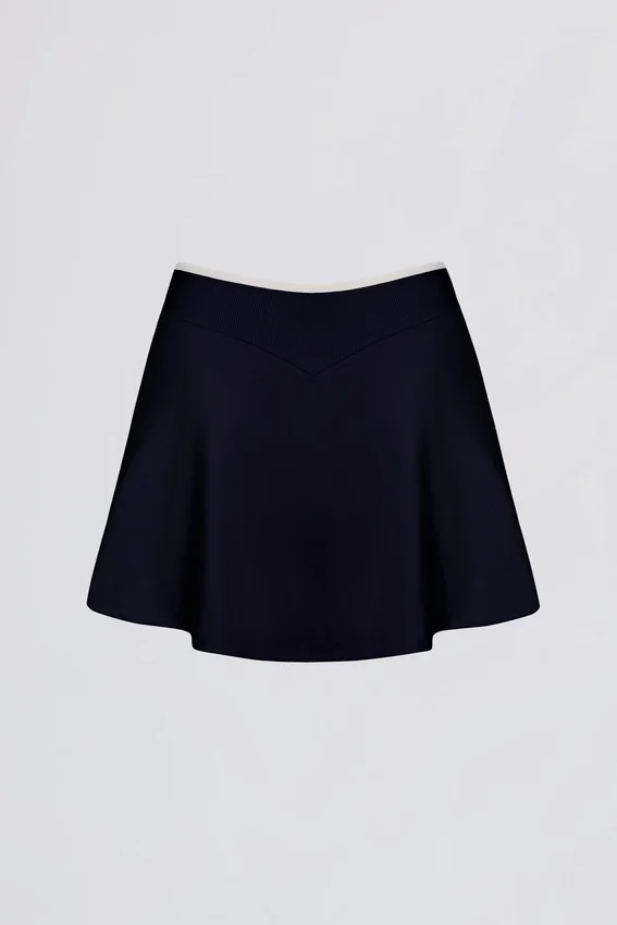 Soft Active Crossover Mini Skort i Classic Navy Soft Active Crossover Mini Skort i Classic Navy