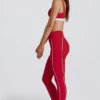 Soft Active-leggings med kontrastdetaljer i mörkrött Soft Active-leggings med kontrastdetaljer i mörkrött