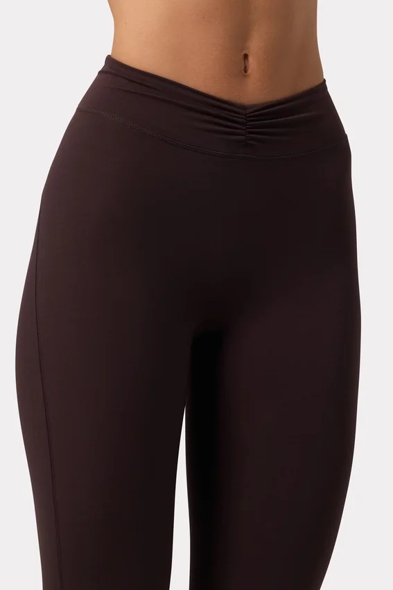 Soft Active-leggings med rynkad midja i färgen Espresso Soft Active-leggings med rynkad midja i färgen Espresso