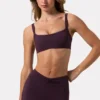 Soft Active sport-BH med sömdetaljer i färgen Plum