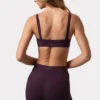 Soft Active sport-BH med sömdetaljer i färgen Plum