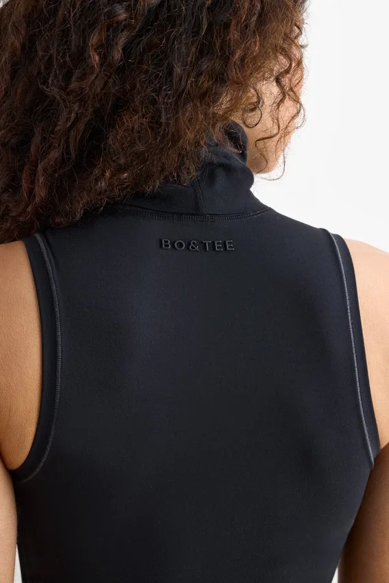 Soft Active-linne med hög hals i svart Soft Active-linne med hög hals i svart
