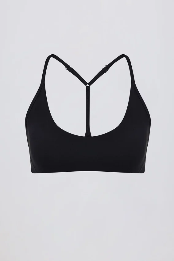 Soft Active Racerback Sports Bra i svart Soft Active Racerback Sports Bra i svart