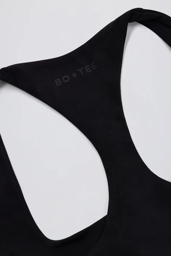 Soft Active Racerback Tank Top i svart Soft Active Racerback Tank Top i svart