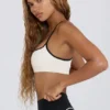 Soft Active sport-BH med hjärtformad halsringning i vitt Soft Active sport-BH med hjärtformad halsringning i vitt