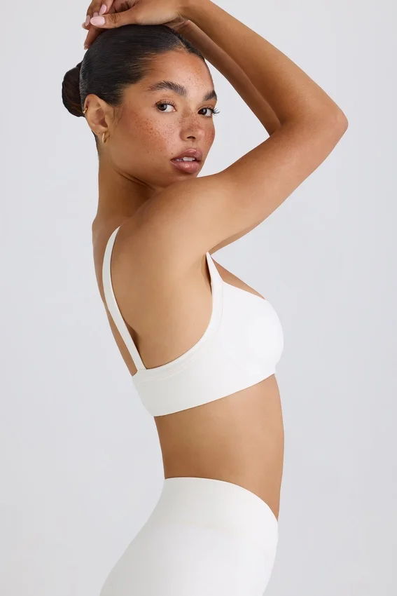 Soft Active-sport-BH med kontrastkant i vitt Soft Active-sport-BH med kontrastkant i vitt