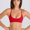 Soft Active sport-BH med racerback i Strawberry Red Soft Active sport-BH med racerback i Strawberry Red
