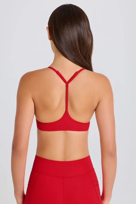 Soft Active sport-BH med racerback i Strawberry Red Soft Active sport-BH med racerback i Strawberry Red