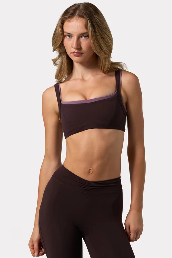 Soft Active-sport-BH med sömdetaljer i färgen Espresso Soft Active-sport-BH med sömdetaljer i färgen Espresso