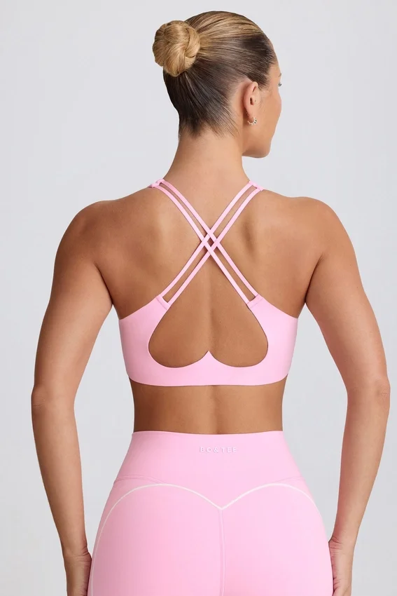 Soft Active sport-BH med V-ringning i babyrosa Soft Active sport-BH med V-ringning i babyrosa