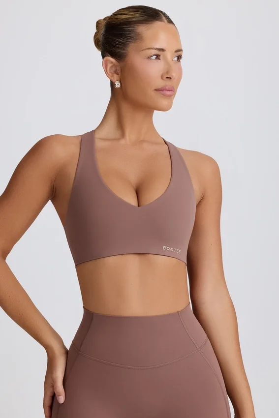 Soft Active sport-BH med V-ringning i Mocha Soft Active sport-BH med V-ringning i Mocha