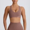 Soft Active sport-BH med V-ringning i Mocha Soft Active sport-BH med V-ringning i Mocha
