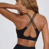 Soft Active sport-BH med V-ringning i svart Soft Active sport-BH med V-ringning i svart