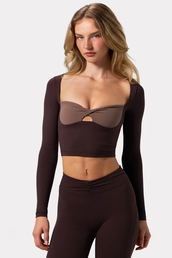 Soft Active Twist-Front Crop Top i Espresso Soft Active Twist-Front Crop Top i Espresso