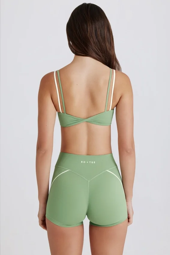 Soft Active Twist-Front Mini Shorts i grönt Soft Active Twist-Front Mini Shorts i grönt
