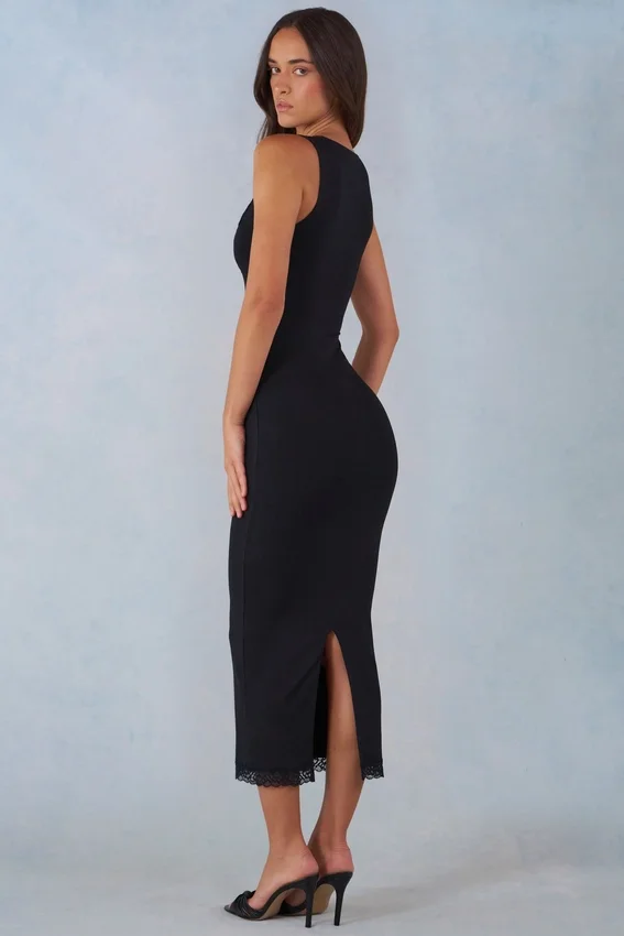 Sorelle Modal Lace-Trim Midaxi-klänning i svart Sorelle Modal Lace-Trim Midaxi-klänning i svart