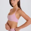 Sport-BH med rund halsringning och halterneck i mauve Sport-BH med rund halsringning och halterneck i mauve