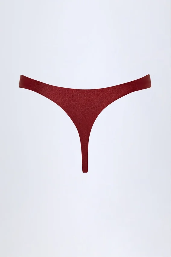 St Barts stringbikini-underdelar med metalldetaljer i mörk körsbär St Barts stringbikini-underdelar med metalldetaljer i mörk körsbär
