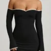 Stasia Modal Off-Shoulder A-Line Miniklänning i svart Stasia Modal Off-Shoulder A-Line Miniklänning i svart