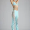 Stevie Embellished Mid-Rise Flared Trousers i isblått Stevie Embellished Mid-Rise Flared Trousers i isblått