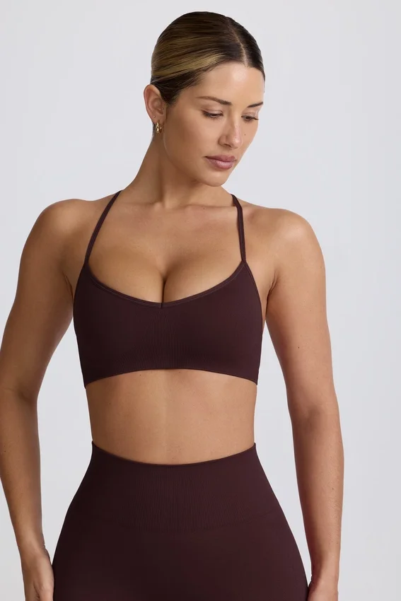 Super Sculpt sömlös sport-BH med korsad rygg i choklad Super Sculpt sömlös sport-BH med korsad rygg i choklad