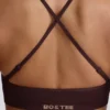 Super Sculpt sömlös sport-BH med korsad rygg i choklad Super Sculpt sömlös sport-BH med korsad rygg i choklad