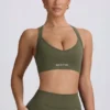 Super Sculpt sömlös sport-BH med korsad rygg i ljusgrönt Super Sculpt sömlös sport-BH med korsad rygg i ljusgrönt