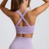 Super Sculpt sömlös sport-BH med korsad rygg i mjuk lila Super Sculpt sömlös sport-BH med korsad rygg i mjuk lila
