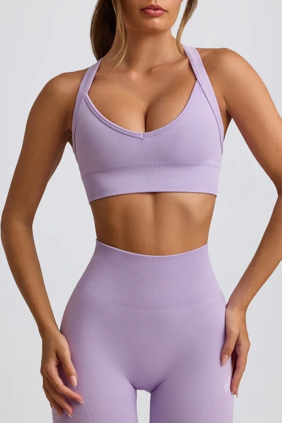 Super Sculpt sömlös sport-BH med korsad rygg i mjuk lila Super Sculpt sömlös sport-BH med korsad rygg i mjuk lila