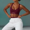 Super Sculpt sömlös sport-BH med korsad rygg i plommon Super Sculpt sömlös sport-BH med korsad rygg i plommon