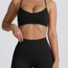Super Sculpt sömlös sport-BH med korsad rygg i svart Super Sculpt sömlös sport-BH med korsad rygg i svart