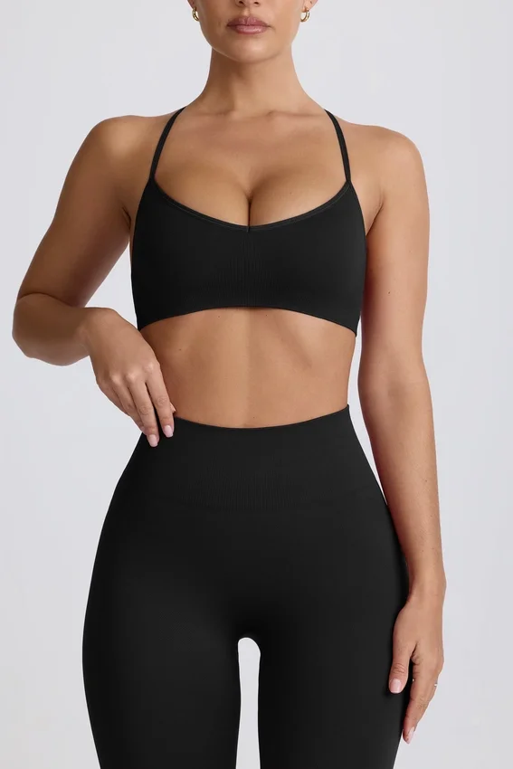 Super Sculpt sömlös sport-BH med korsad rygg i svart Super Sculpt sömlös sport-BH med korsad rygg i svart