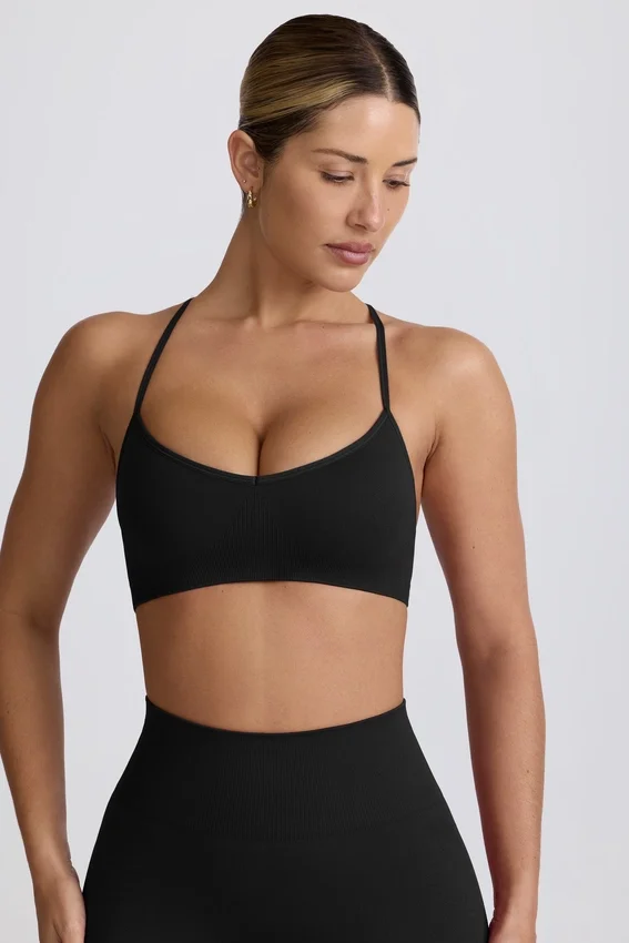 Super Sculpt sömlös sport-BH med korsad rygg i svart Super Sculpt sömlös sport-BH med korsad rygg i svart