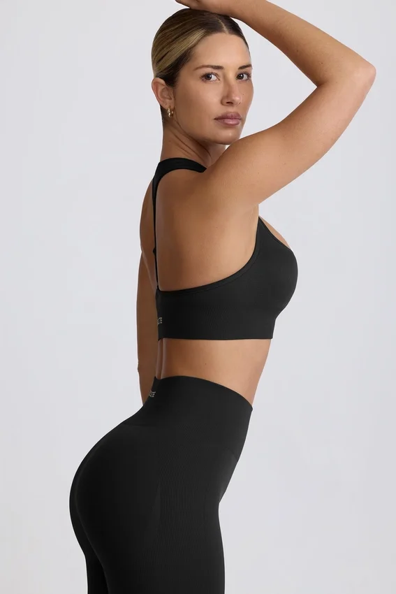 Super Sculpt sömlös sport-BH med T-rygg i svart Super Sculpt sömlös sport-BH med T-rygg i svart