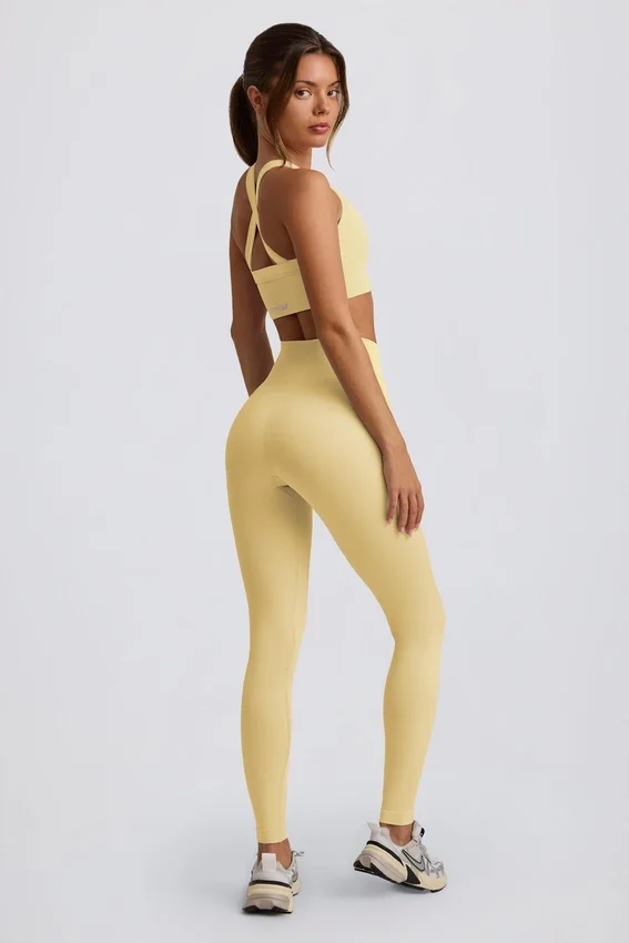 Super Sculpt sömlösa leggings med hög midja i smörgul Super Sculpt sömlösa leggings med hög midja i smörgul
