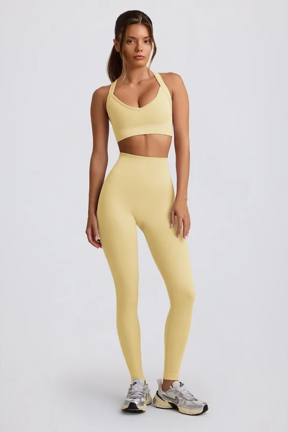 Super Sculpt sömlösa leggings med hög midja i smörgul Super Sculpt sömlösa leggings med hög midja i smörgul