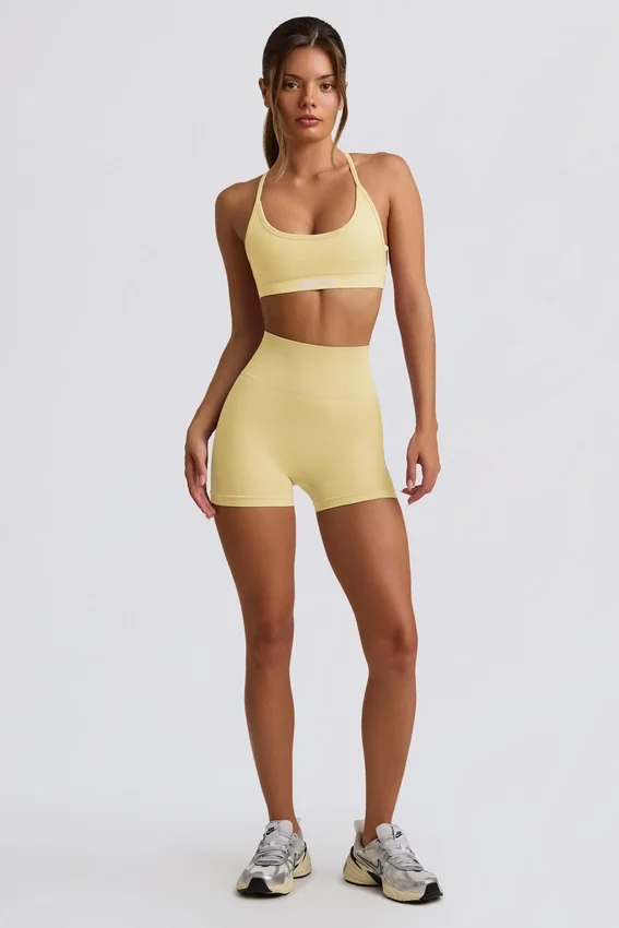 Super Sculpt sömlösa minishorts i smörgul Super Sculpt sömlösa minishorts i smörgul
