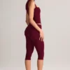 Suri Modal Capri-leggings med medelhög midja i vinröd Suri Modal Capri-leggings med medelhög midja i vinröd