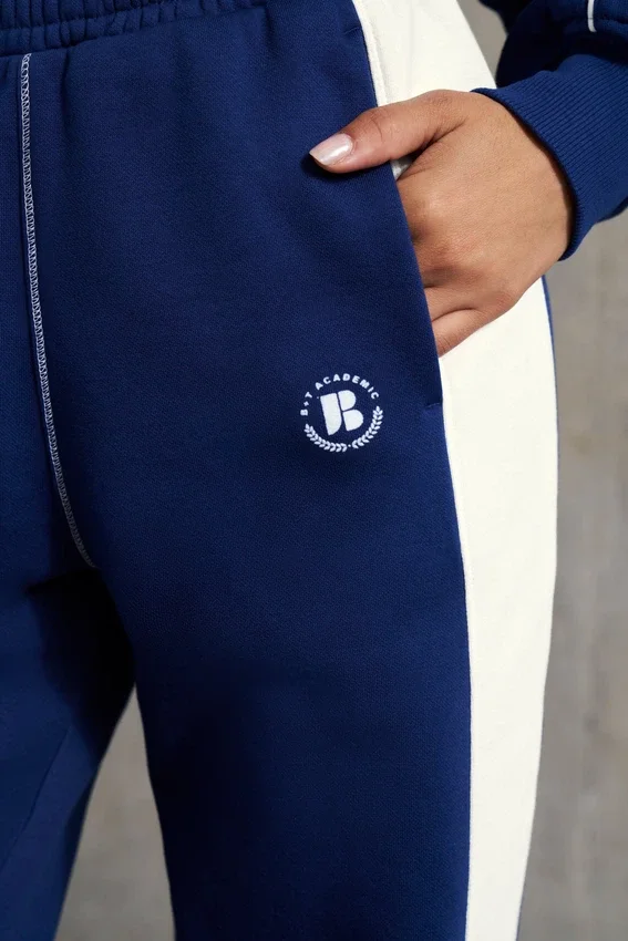 Sweatpants med vida ben i marinblått Sweatpants med vida ben i marinblått