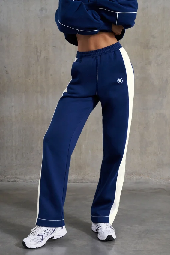 Sweatpants med vida ben i marinblått Sweatpants med vida ben i marinblått